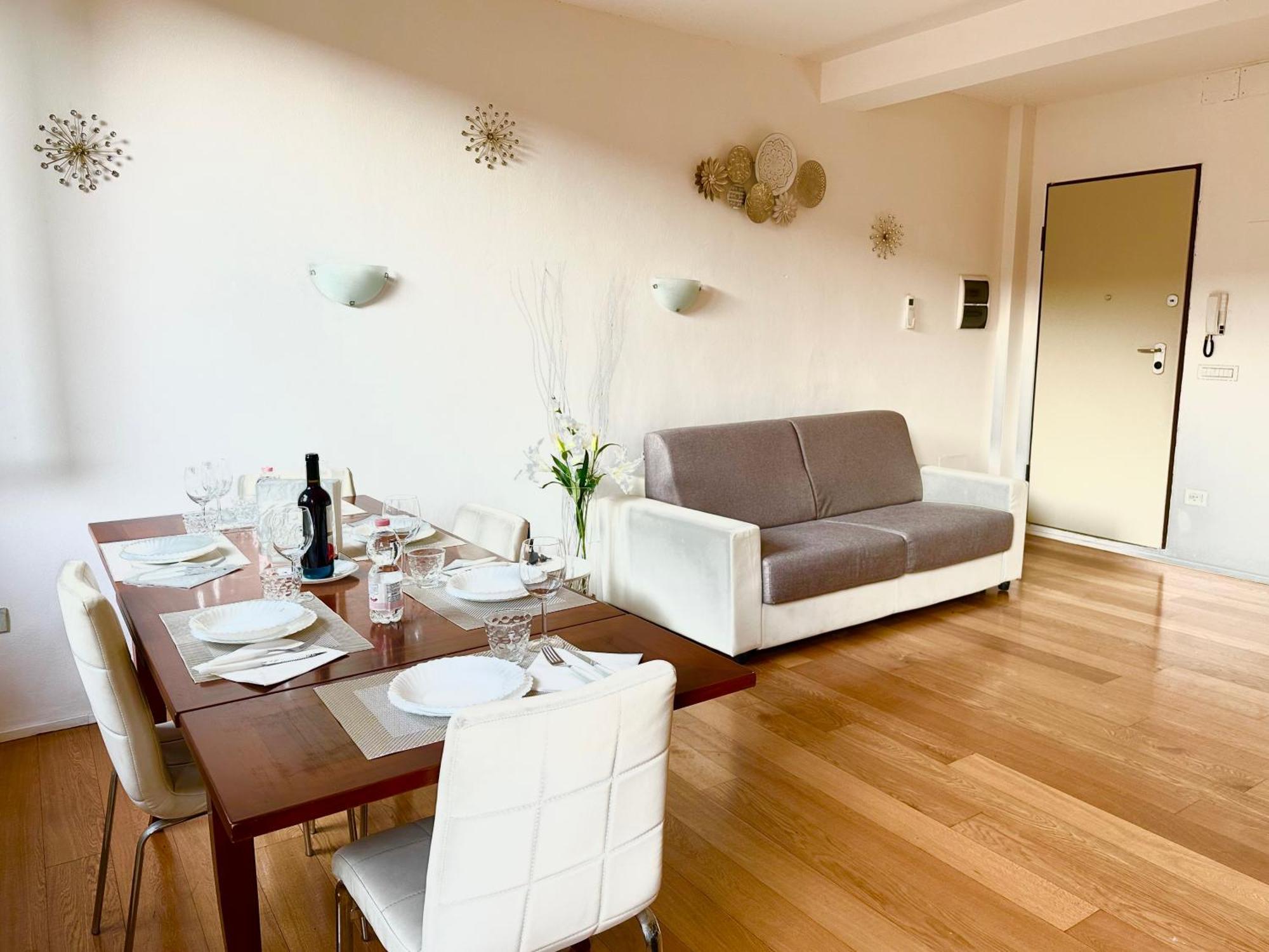 Duomo View And Hammam Apartment ฟลอเรนซ์ ภายนอก รูปภาพ