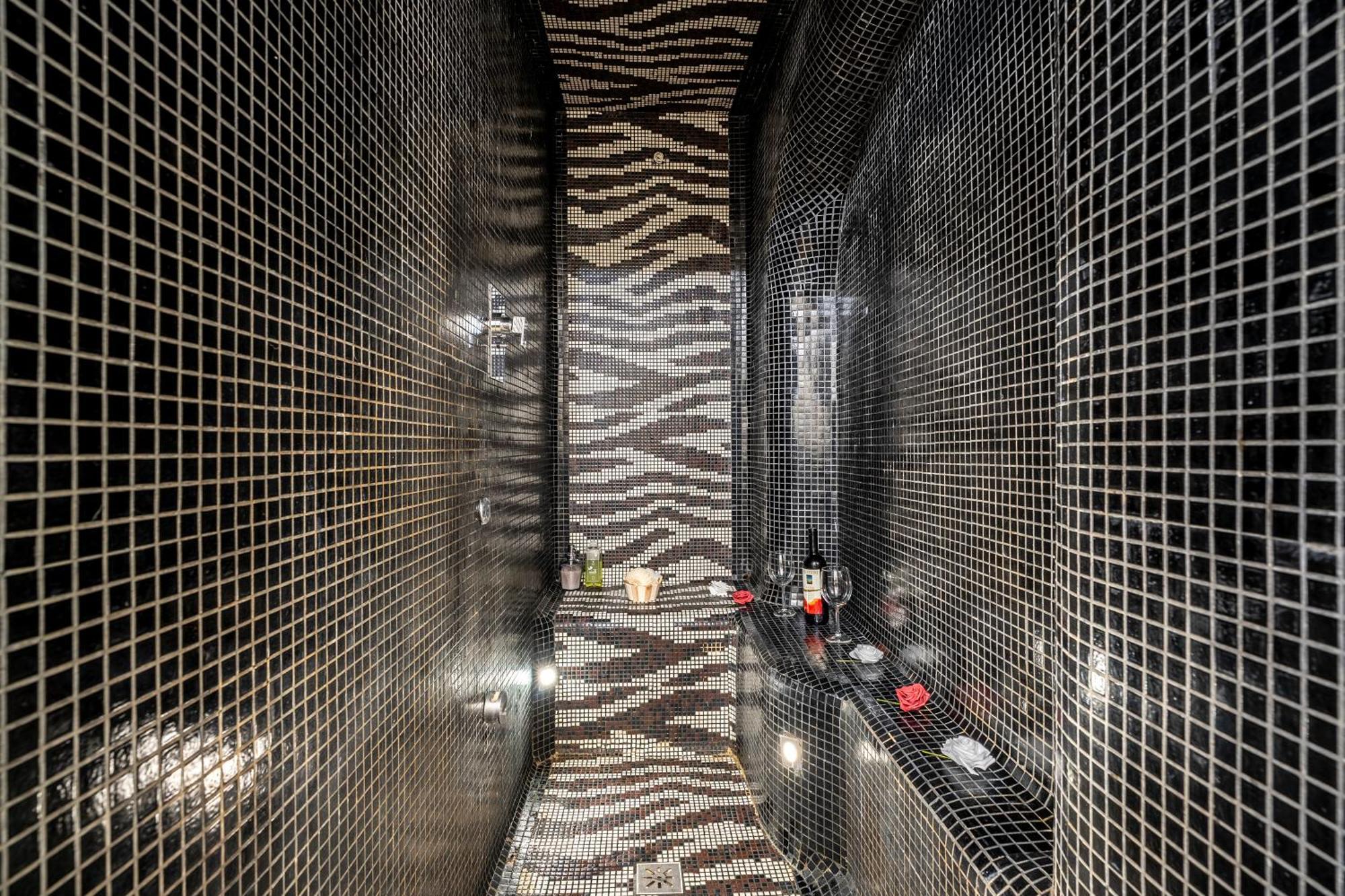 Duomo View And Hammam Apartment ฟลอเรนซ์ ภายนอก รูปภาพ